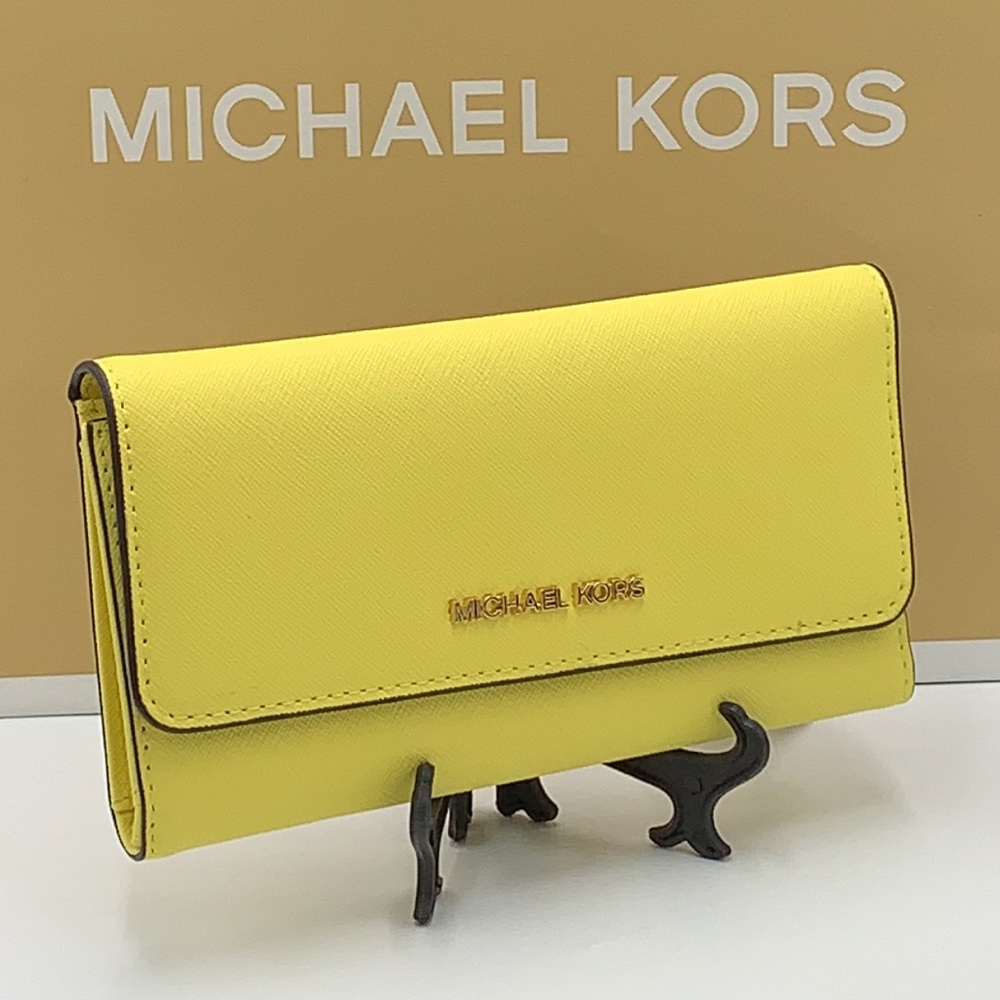 MICHAEL KORS JET SET TRAVEL LARGE TRIFOLD WALLET SUNSHINE COLOR